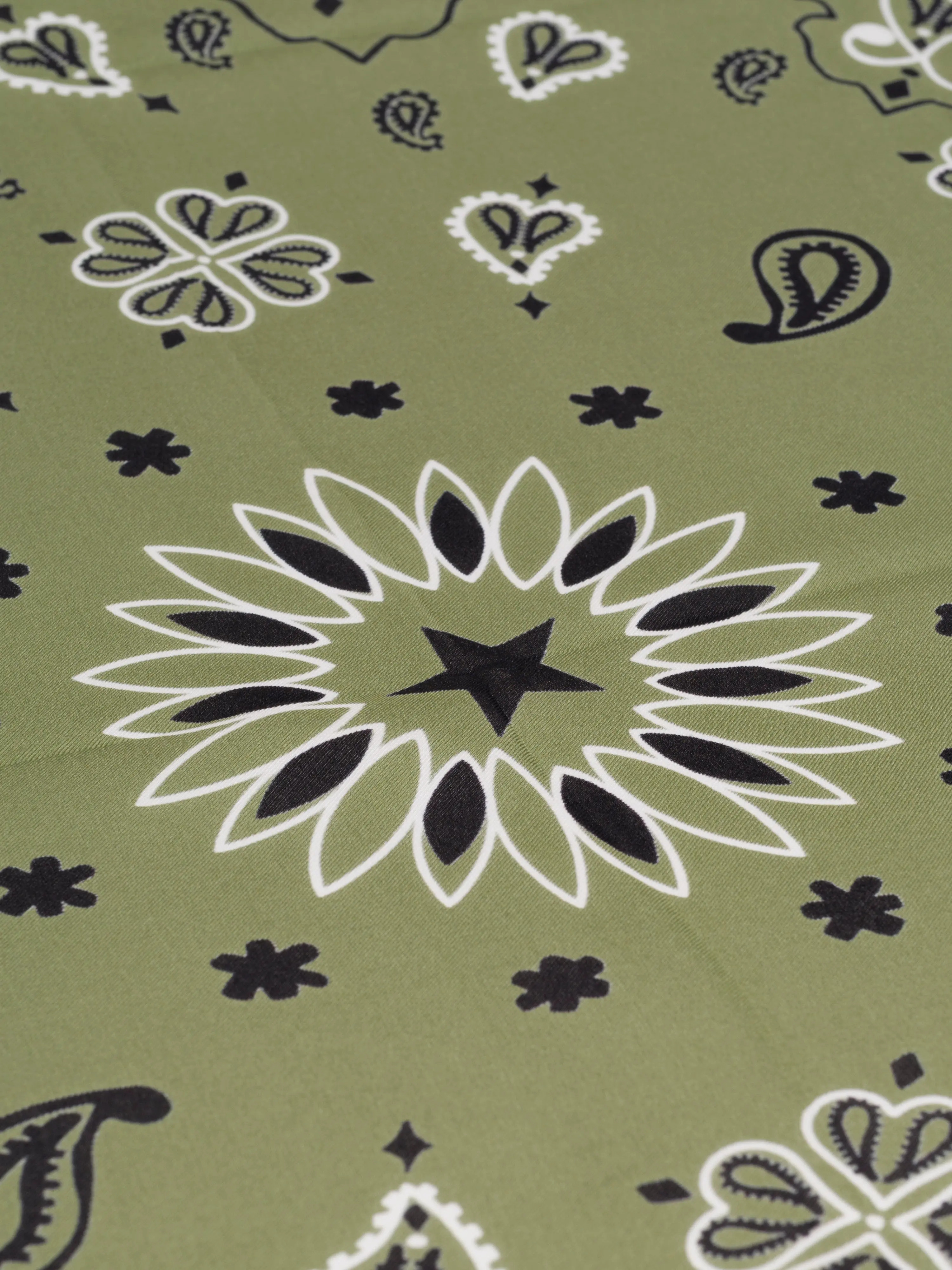 Bandana en Soie - STAR - KAKI - Grand Modèle - Image 4